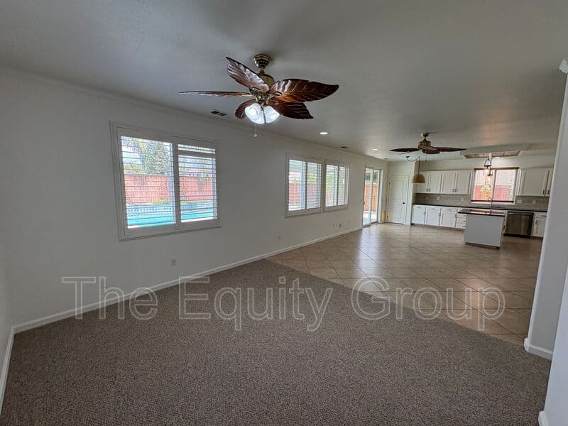 Visalia House: 5928 West Whitley Ave