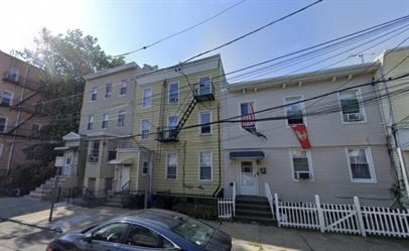 Jersey City Condo: 13 Crawford St, 2