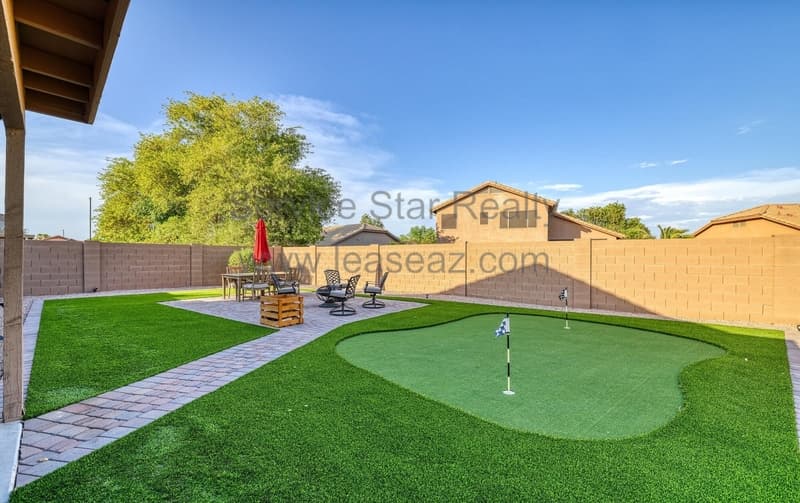 Litchfield Park House: 6031 N Castano Dr