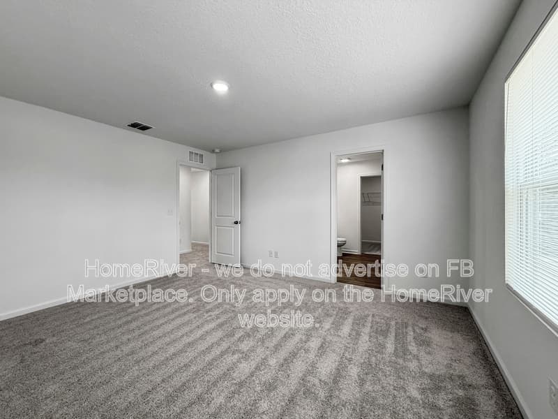 Jacksonville House: 3539 Mildred Way