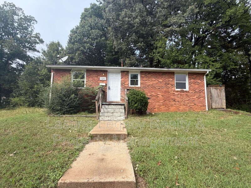 Winston-Salem House: 1207 East 23rd Street