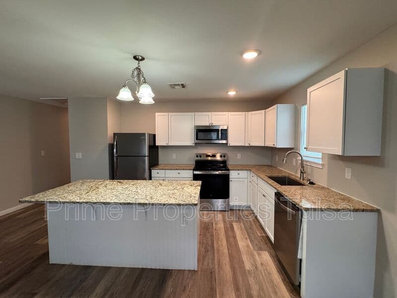 Tulsa Condo: 4120 W. 56th Pl. S.
