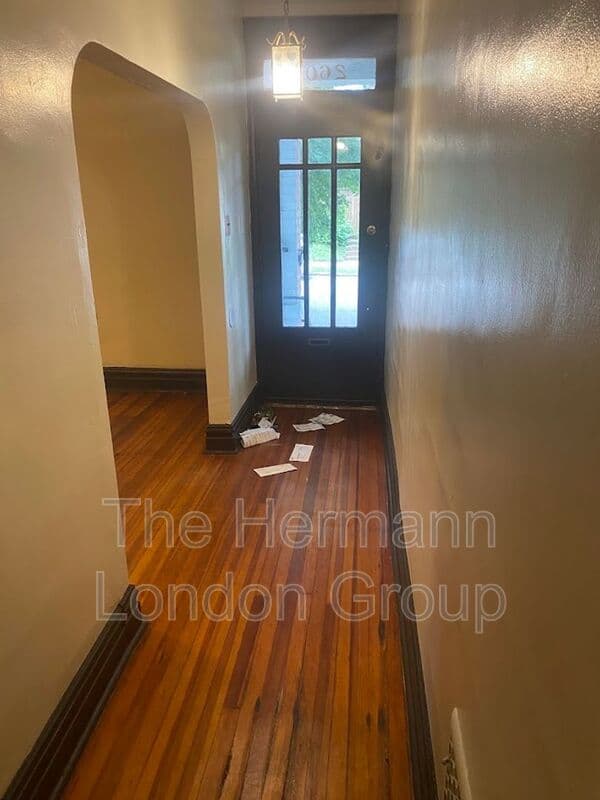 Saint Louis Condo: 2606 Oregon Avenue