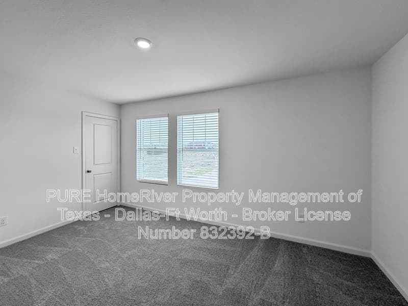 Melissa House: 2213 Burnwood St