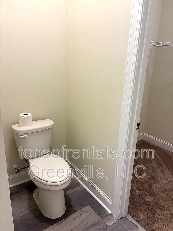 Enoree House: 271 Rocky Ridge Road