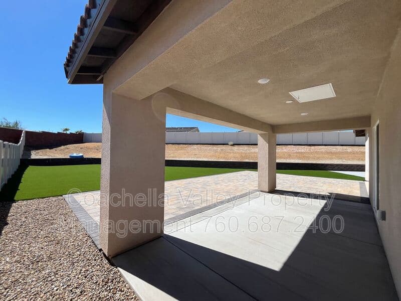 Indio House: 79225 Valor Ln