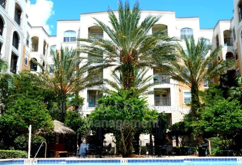 Orlando Condo: 304 E South St