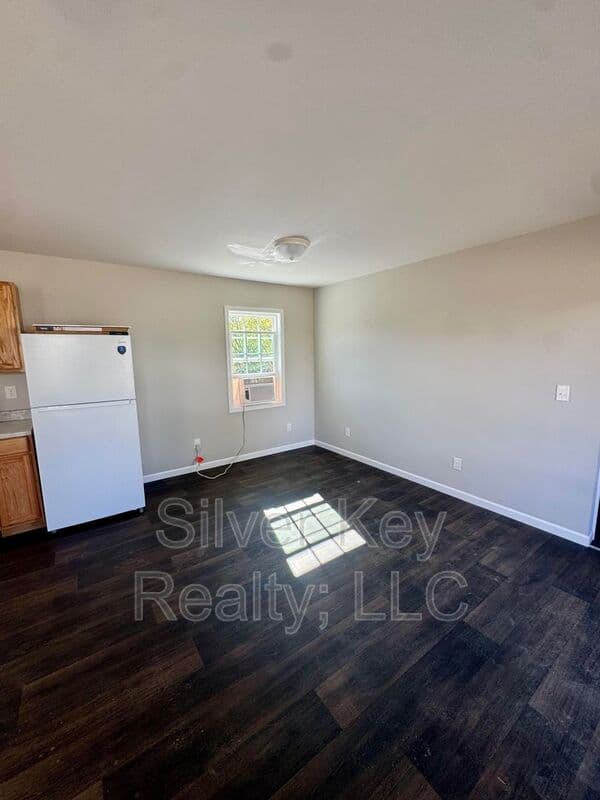 Athens Condo: 3000 Highway 11 S.
