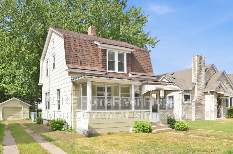 Saint Paul House: 1043 Matilda St