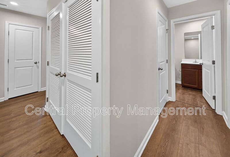 Greenville House: 165 Sarnesfield Way