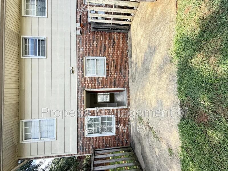 Greenville Condo: 6526 White Horse Rd