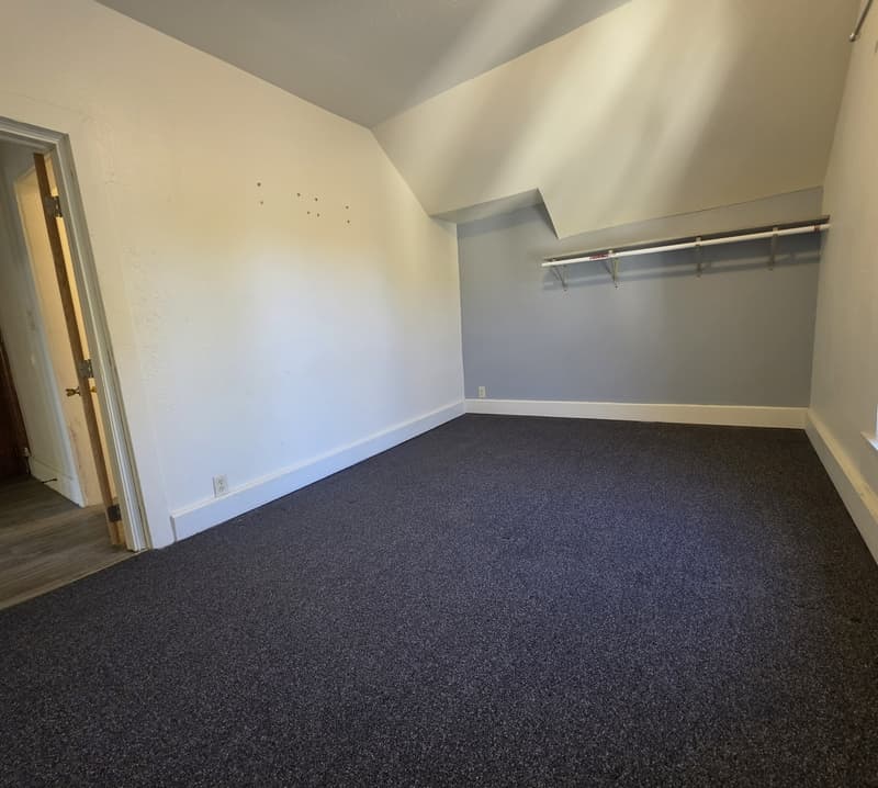 Oshkosh Condo: 632 Bay Shore Drive - Upper