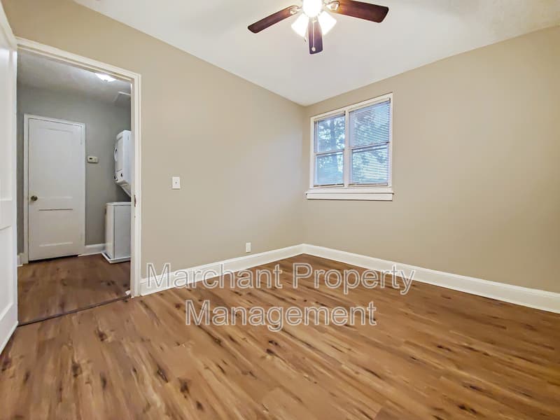 Greenville House: 4 Brookforest Drive
