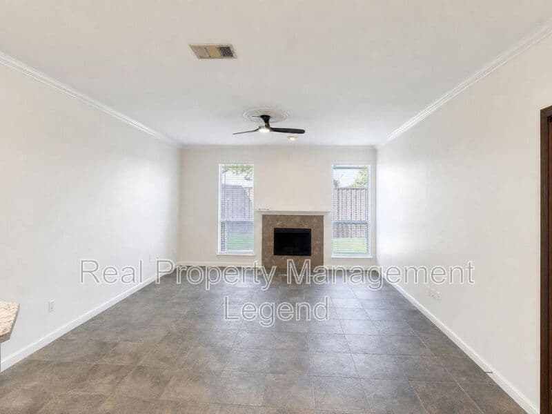 Frisco House: 9518 Prestmont Place