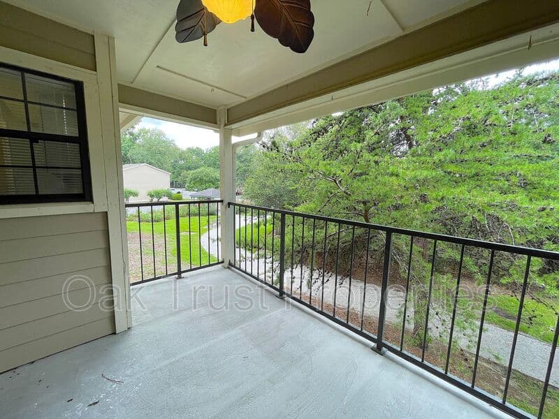 Mt Pleasant Condo: 1829 Villa Maison