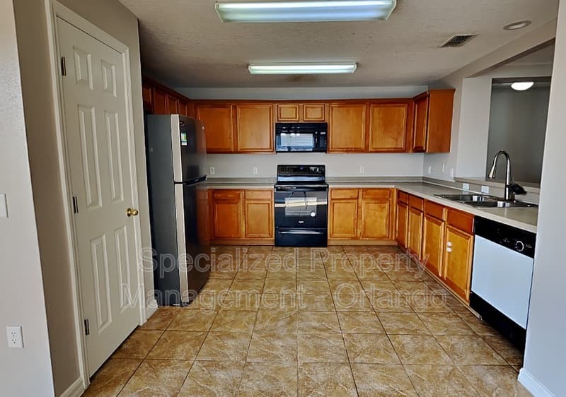 Poinciana House: 1388 N Platte Ct