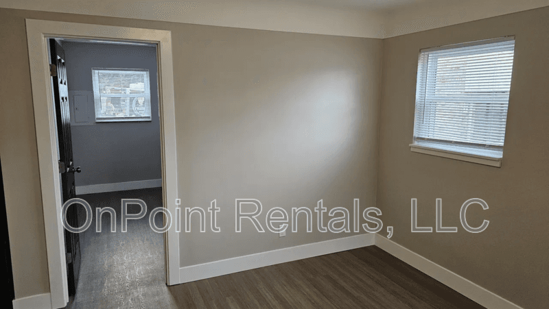 Westland Condo: 5903 North Wayne Road