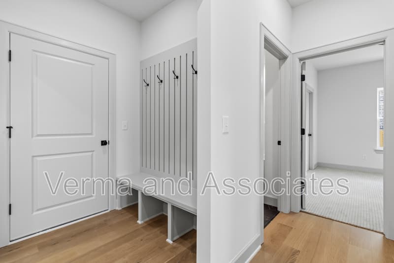 Centerton House: 1071 Whistler St