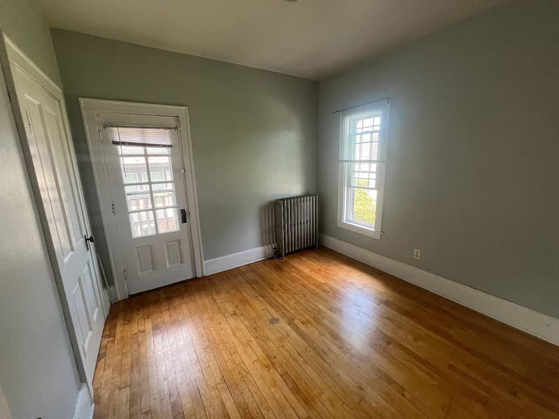 West Bend Condo: 147 South 8th Avenue - 4