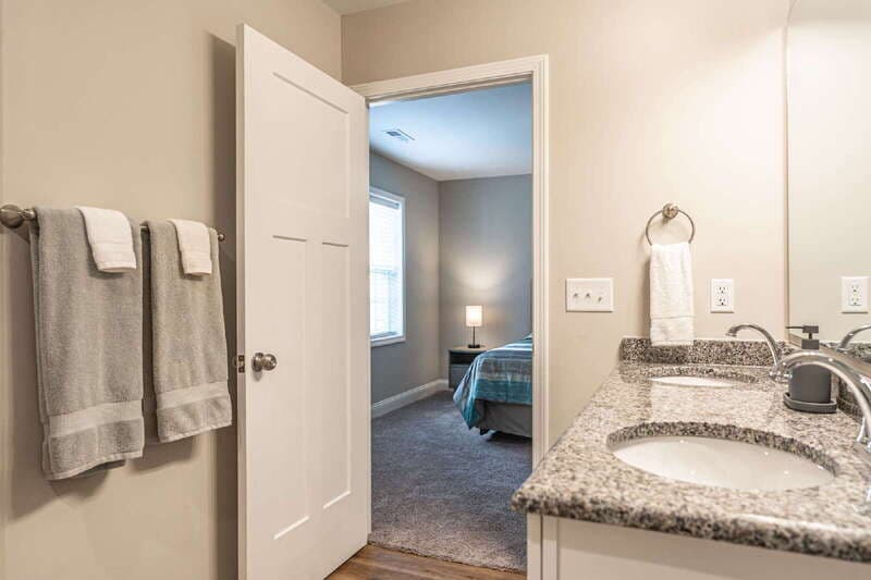 Aberdeen Townhome: 883 Ducks Lndg