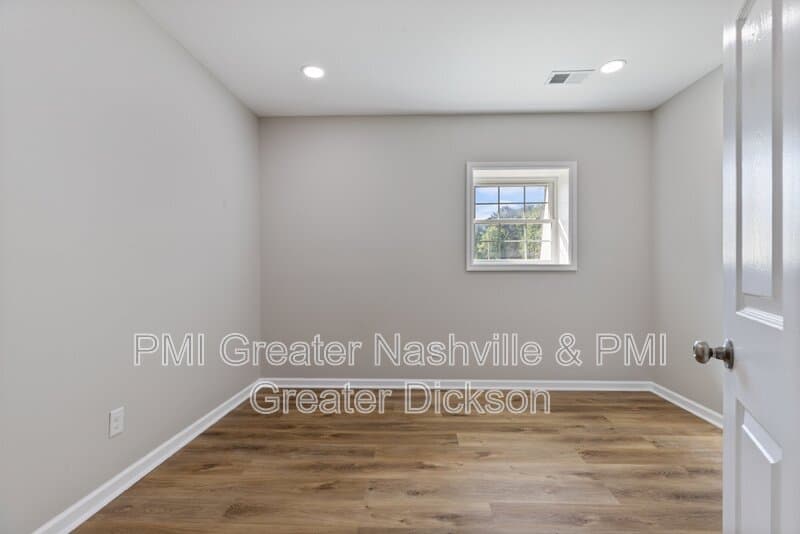 Dickson Condo: 300 Spring Street