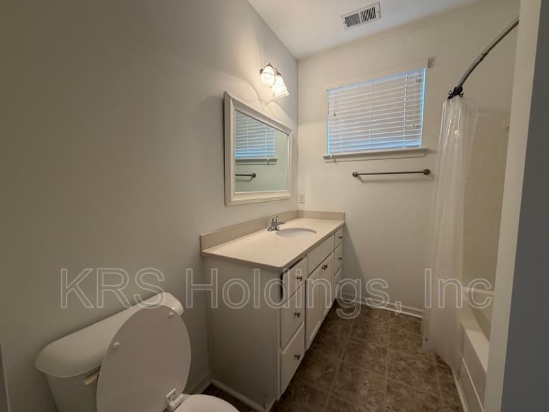 Chesapeake Condo: 1517 Rollesby Way
