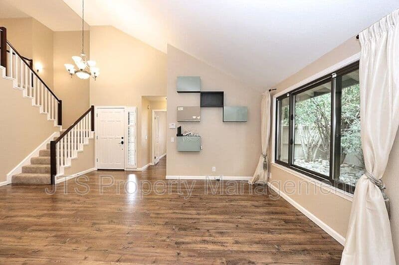 Gold River House: 2173 Roaring Camp Drive