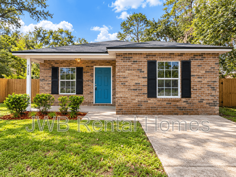 Jacksonville House: 2139 Sessions Ln