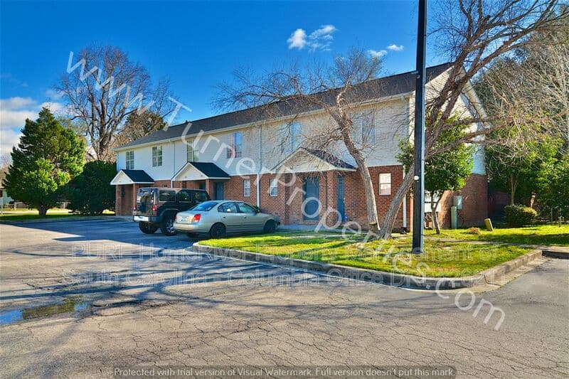 Columbia House: 3800 Plowden Rd