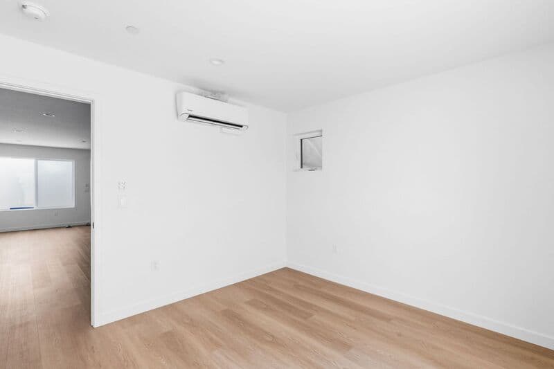 San Diego Apartment: 6638-6644 Valjean Court