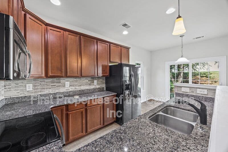 Lake Wylie Townhome: 305 Sandy Spring Lane