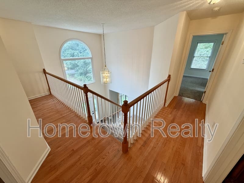 McDonough House: 175 Allie Drive