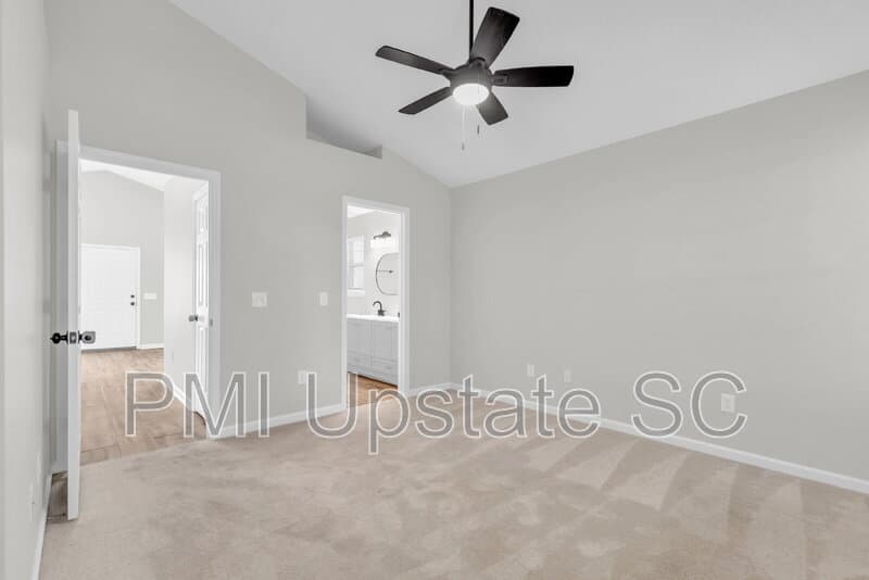 Simpsonville House: 244 Oak Valley Drive