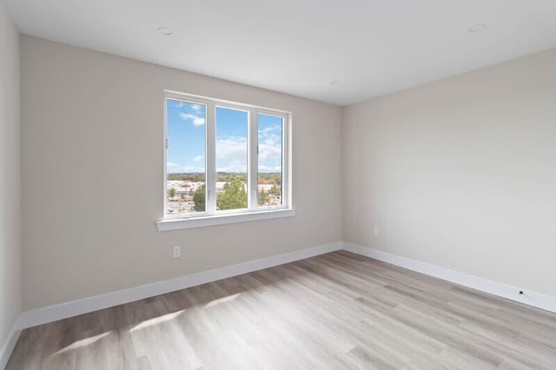 Flemington Apartment: 70 Church St