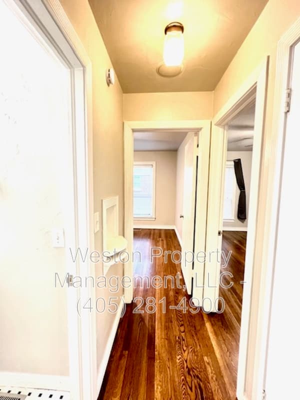 Oklahoma City House: 2725 Northwest 64th Street