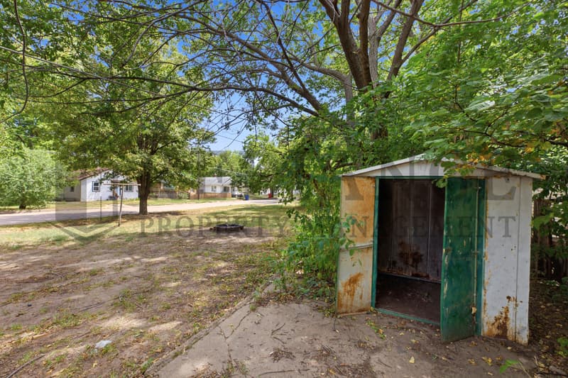 Wichita House: 2301 West 3rd Street North