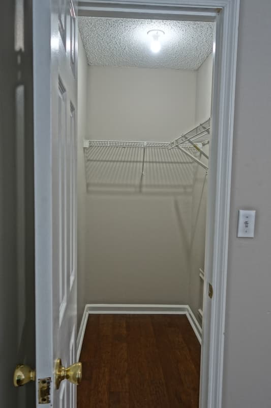 Huntsville House: 1705 Toll Gate Road SE