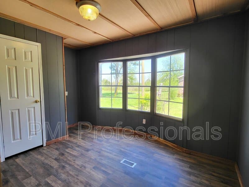 Murfreesboro House: 925 Cranor Rd