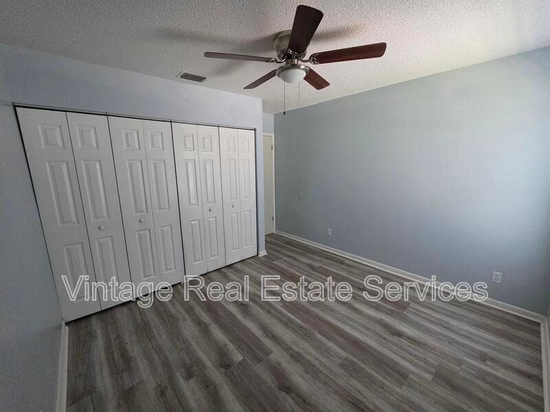 Brandon House: 851 Creekway Ct