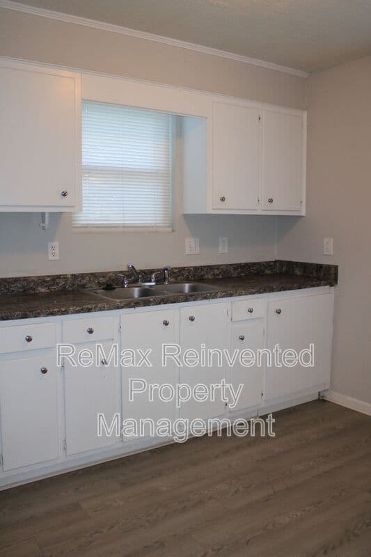 Augusta House: 3109 Jennifer Ct