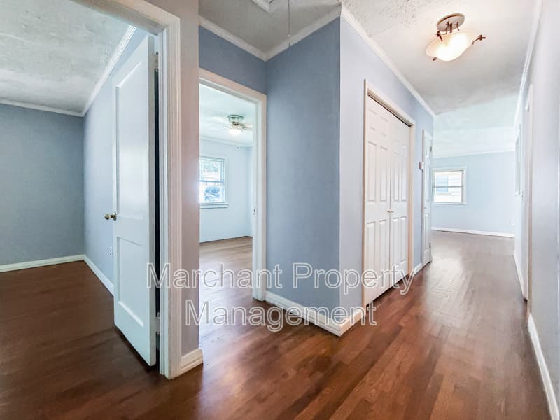 Greenville House: 25 Collinson Road