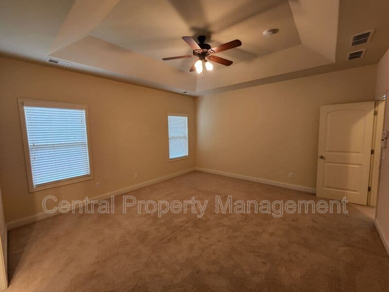 Simpsonville House: 265 Meadow Blossom Way