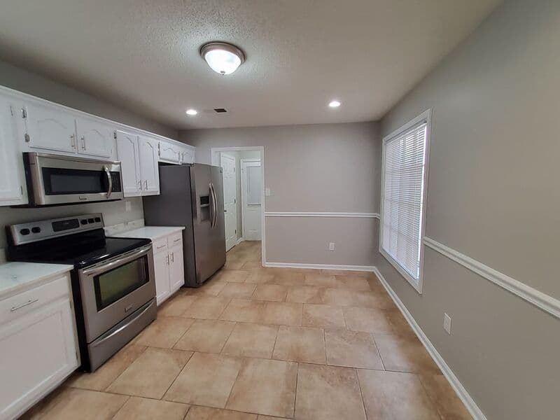 Cordova House: 647 S Sanga Rd
