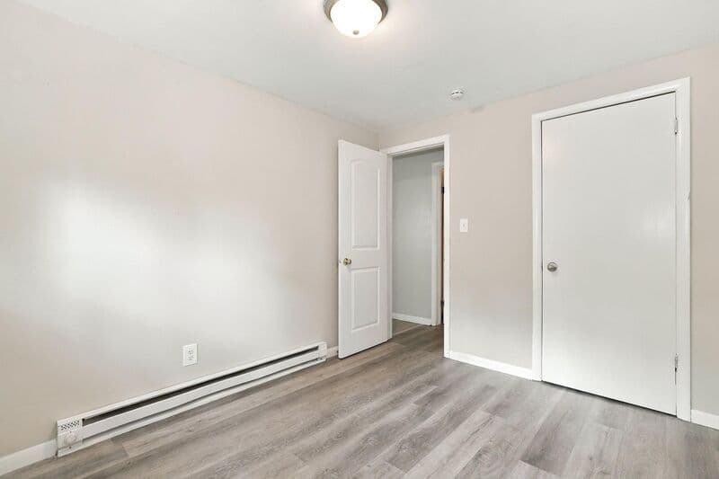 Columbus House: 139 Stevens Street