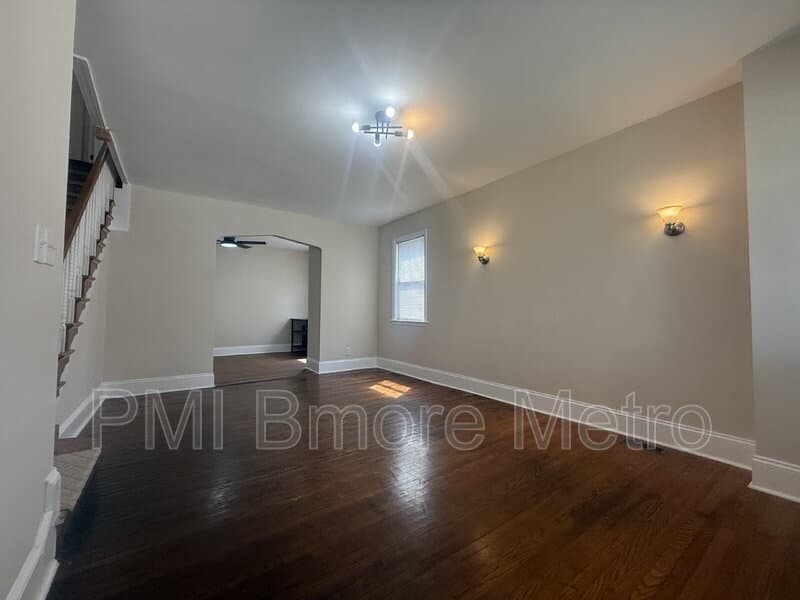 Baltimore Townhome: 519 E Coldspring Lane