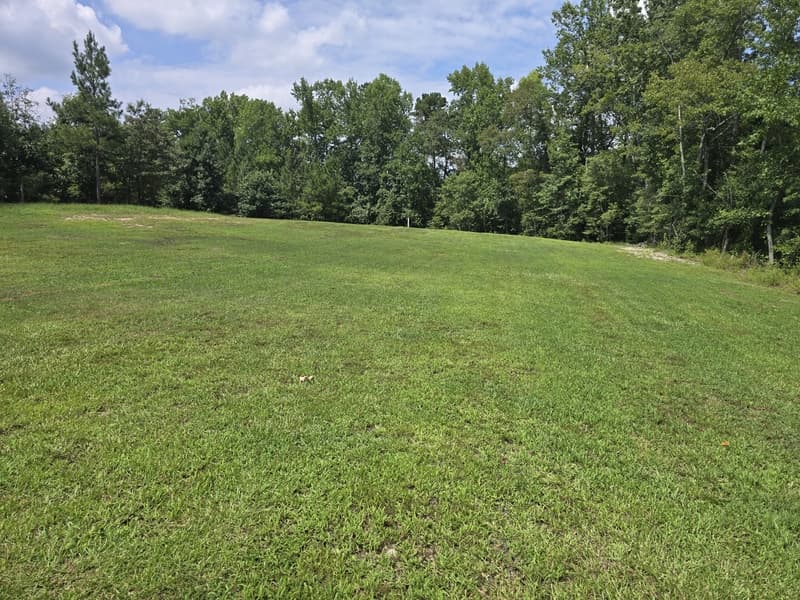 Smithfield House: 463 Jackson Pond Drive