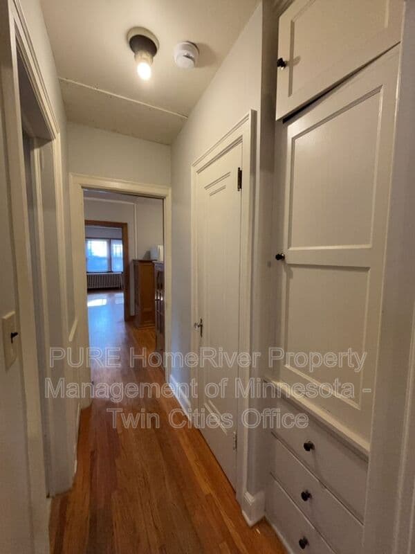 Minneapolis Condo: 3125 3rd Ave S