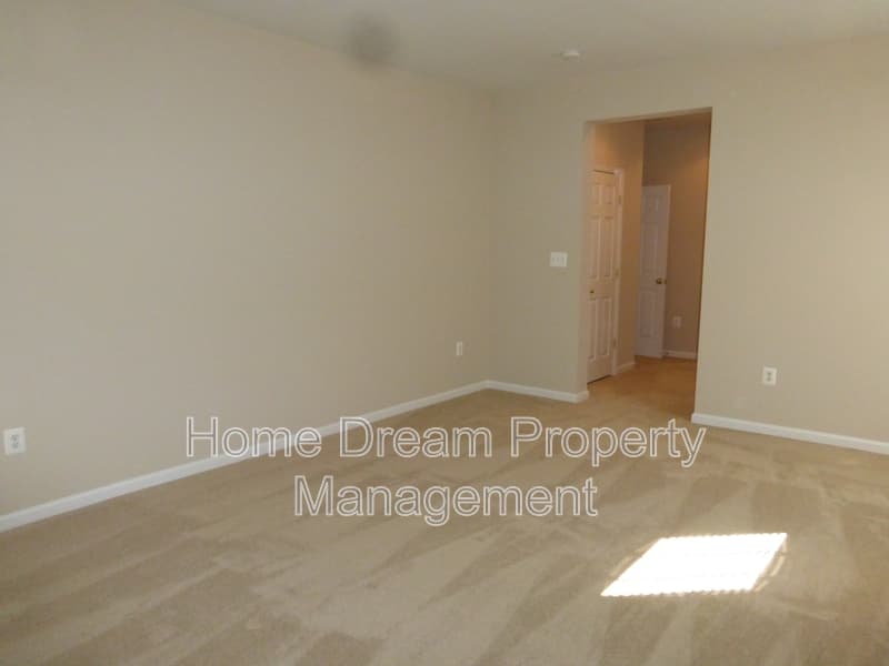 Fredericksburg House: 1407 Graham Drive