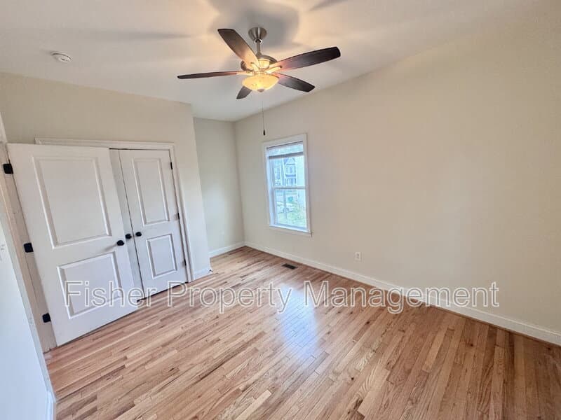 Richmond House: 2212 Carrington St
