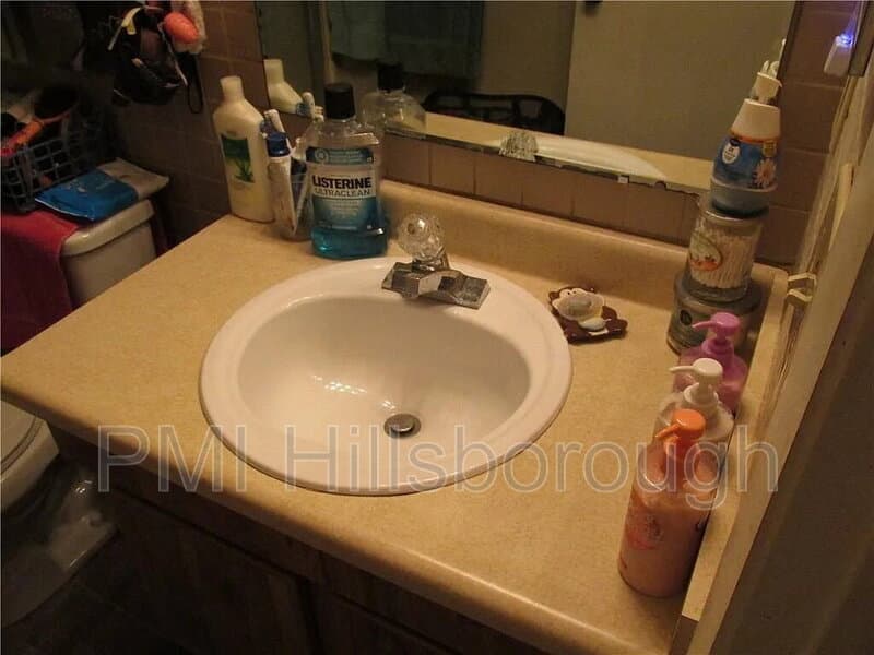 Brandon House: 914 Burlwood Street
